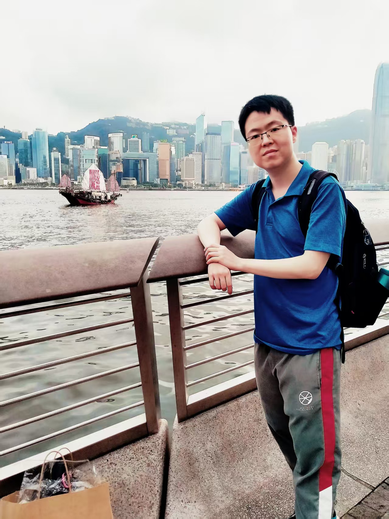 Portrait of LUO Moxuan (罗墨轩)